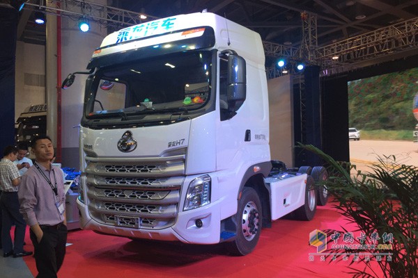 Dongfeng Liuzhou Motor Be Poised for “G20” Express Industry Summit  