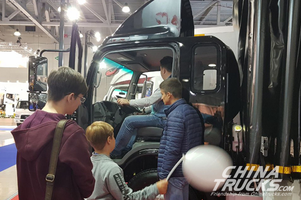JAC Light-duty Trucks Show in Russian International Commercial Auto Show