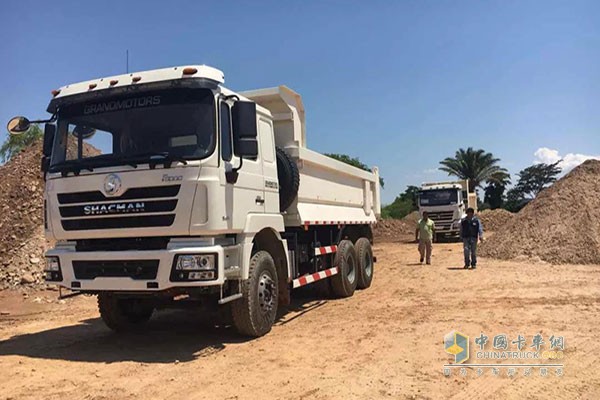 SHACMAN Trucks Increasingly Popular with Bolivia People