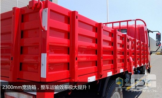 FAW Jiefang Qingdao Launches J6F and Hu V Heavy Duty Light Trucks