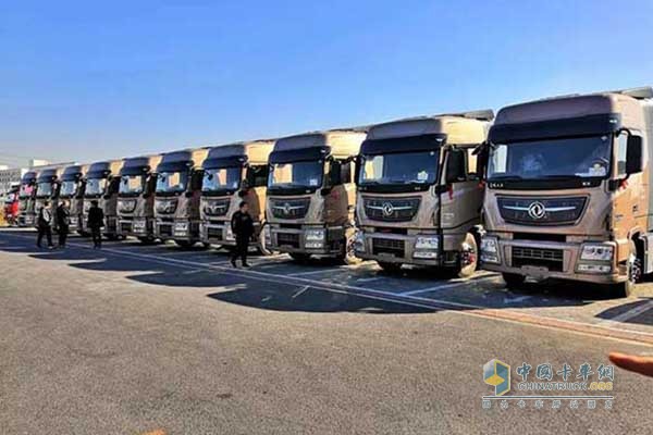 Dongfeng KX Trucks Arrive in Shenyang for Operation