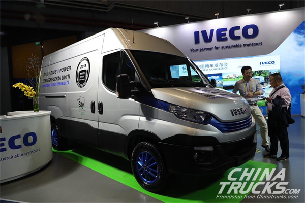 IVECO Catches the Eye with NG Technology at CIIE