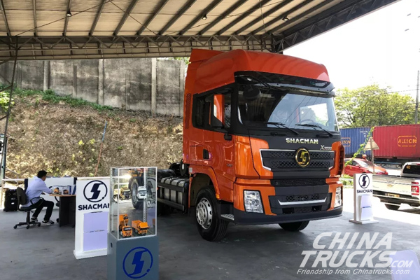 SHACMAN Trucks Equipped with Cummins Engines On Display in Philippines