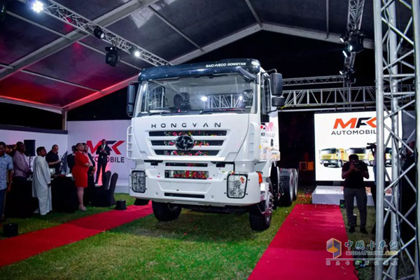 SAIC Hongyan Releases New Heavy-duty Trucks in Tanzania