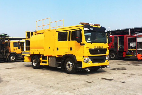 SINOTRUK’s Heavy-duty Trucks with Euro 6 Emission Standard First Get into HK