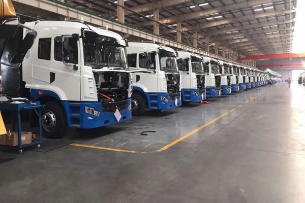 130 CAMC Battery Swapping Heavy-duty Trucks Delivered to Xi’an for Operation