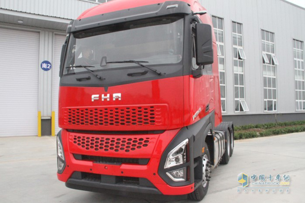FHA Huzun S200 Heavy-duty Truck Gets Launched in Lingyuan
