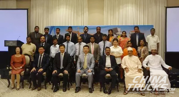XCMG Product Introduction Conference Comes into Oman