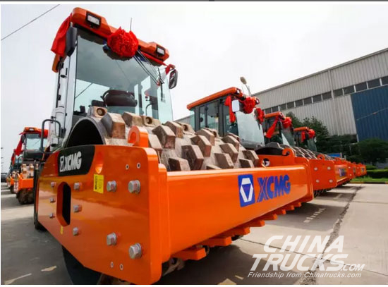 100 XCMG road rollers are exported to North America in batches