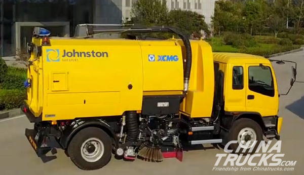 XCMG’s Most Powerful Road Sweeper off Assembly Line