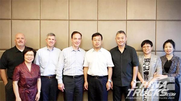 Linglong Celebrates the Fifteen Year Cooperation with ATD