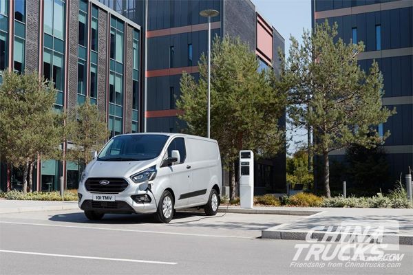 Ford Unveils Transit Custom PHEV at IAA Commercial Vehicle Show