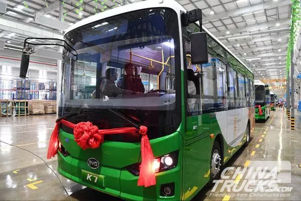 Yinchuan BYD New Energy Vehicle Production Base Rolls Out its First Vehicle