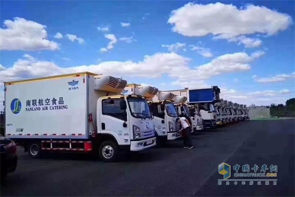 SHACMAN New Energy Refrigerated Trucks Start Operation at Daxing Int'l A