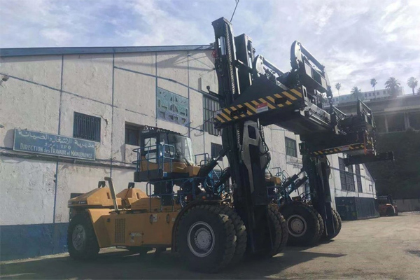 SANY Loaded Container Handlers Delivered to Oran Port in Algeria