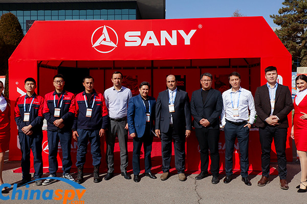 SANY connects with potential clients at UzBuild 2023 Exhibition