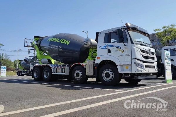 Zoomlion "Lingguan" Series Mixer Truck "Seeks" High Return 