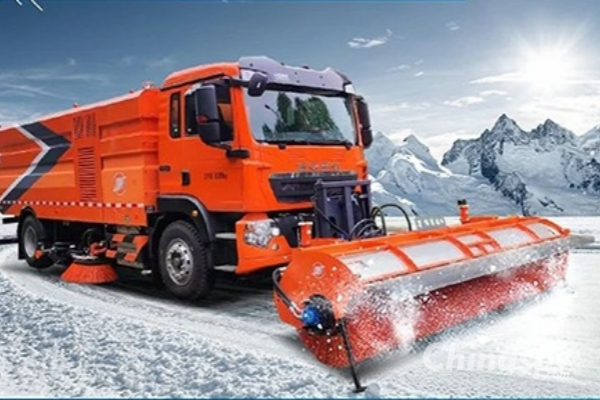HOWO TX Snow Sweeper, Ensure Road Safety in Snowy Days