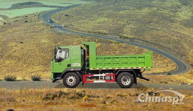 Chenglong L3 4×2 dump truck, be your transportation partner!