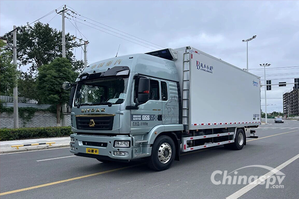 Sinotruk Sitrak G5S Automatic Transmission Refrigerated Truck