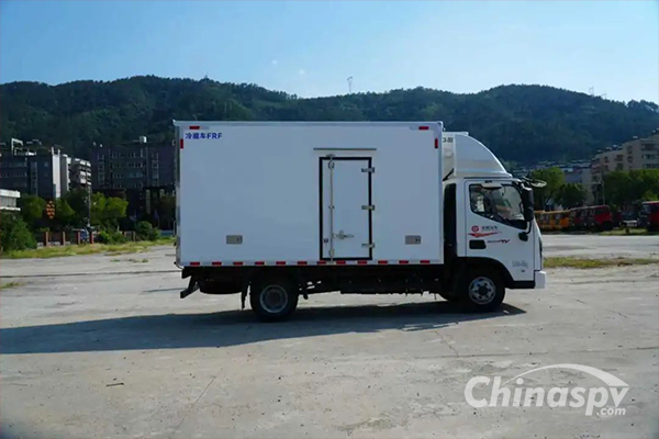 Foton Aolong CTV Polar Bear Refrigerated Truck