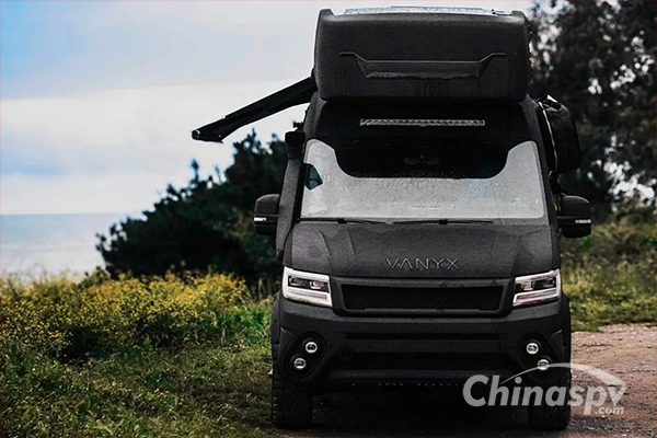 Vanyx Disruptive Camper Van