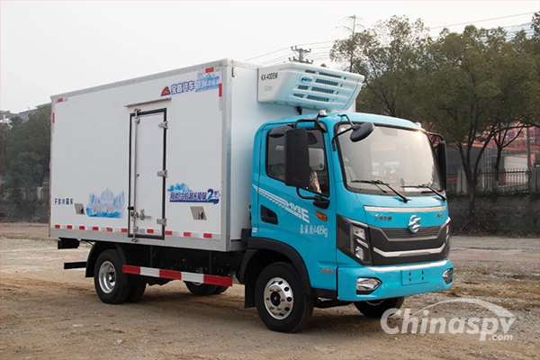 Dongfeng Huashen New Energy Refrigerated Truck