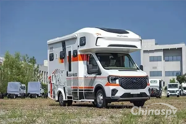 F800 Top-of-the-line 48V Camper Van