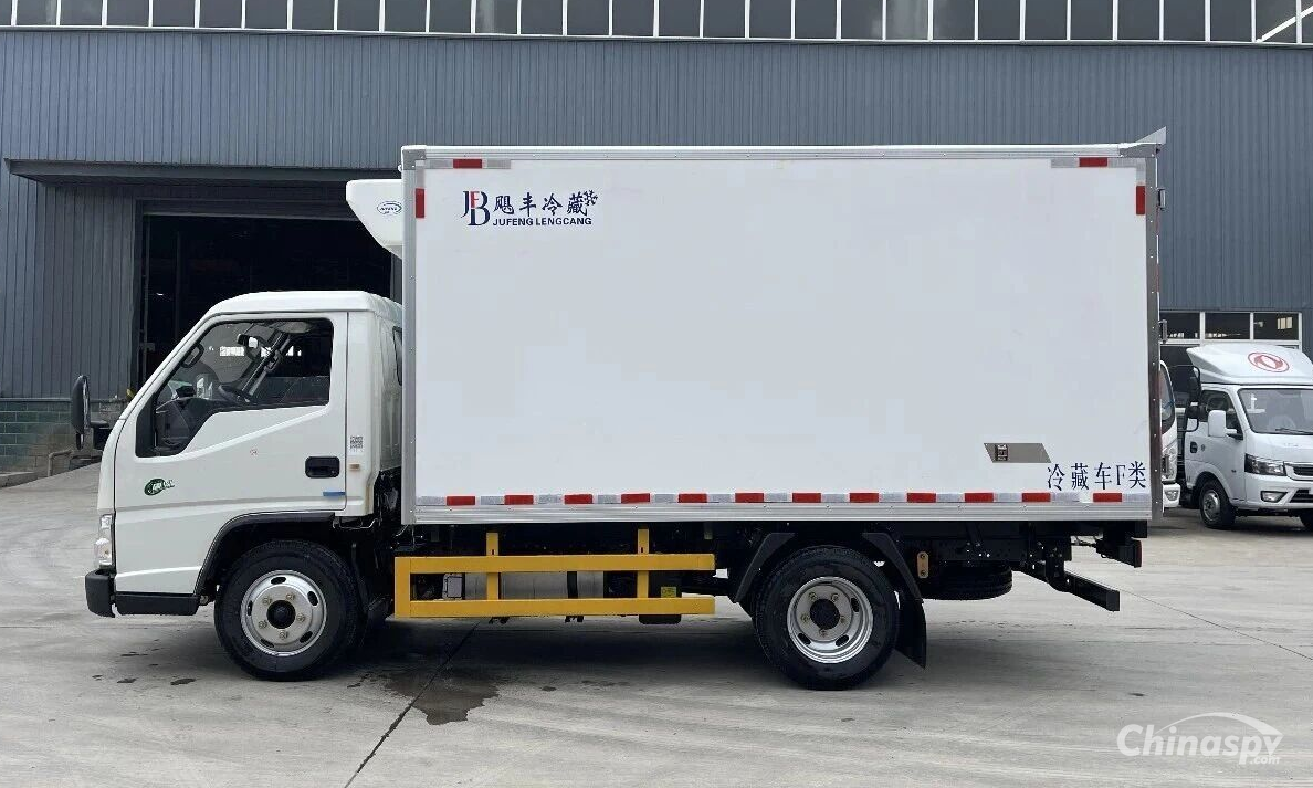 Jiangling Shunda Refrigerated Truck