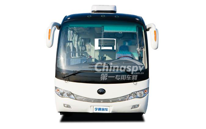 FAW TRUCKS Debuts J7 and Tiger 6G