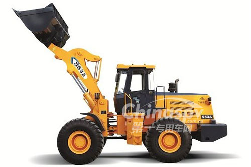 FAW TRUCKS Debuts J7 and Tiger 6G