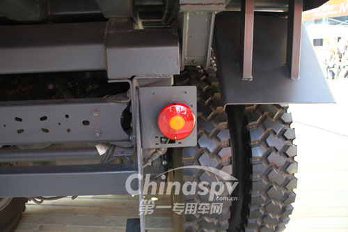 FAW TRUCKS Debuts J7 and Tiger 6G