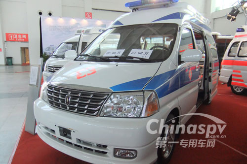 FAW TRUCKS Debuts J7 and Tiger 6G