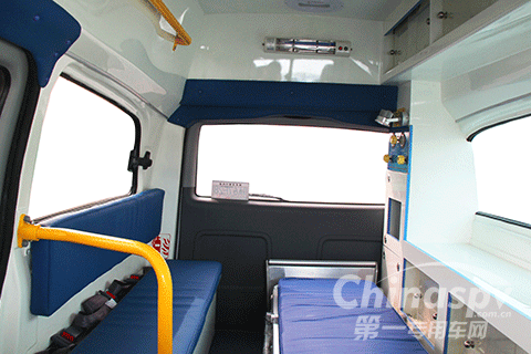FAW TRUCKS Debuts J7 and Tiger 6G