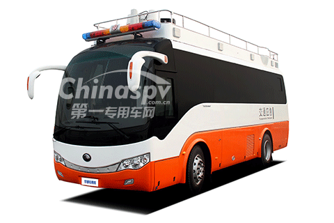 FAW TRUCKS Debuts J7 and Tiger 6G