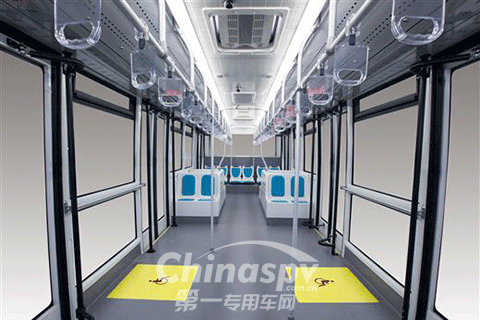 FAW TRUCKS Debuts J7 and Tiger 6G