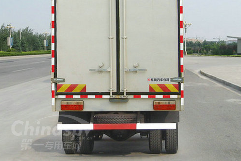 FAW TRUCKS Debuts J7 and Tiger 6G
