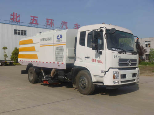 Hubei Wuhuan HCQ5165TSLNG5 Road Sweeper