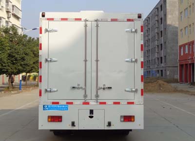 FAW TRUCKS Debuts J7 and Tiger 6G