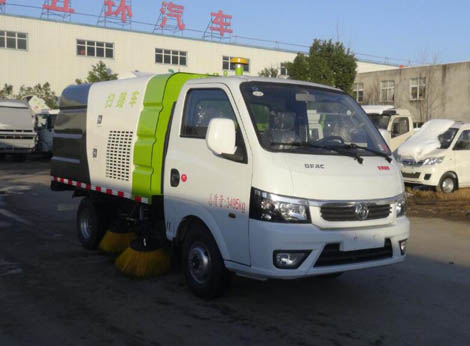 Hubei Wuhuan Huatong HCQ5033TSLQC5 Road Sweeper