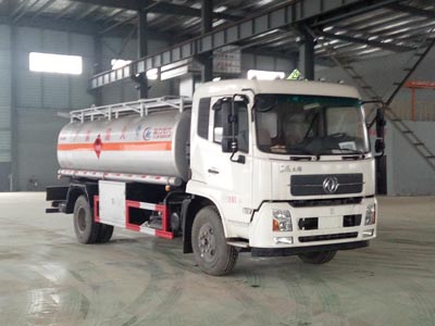 FAW TRUCKS Debuts J7 and Tiger 6G