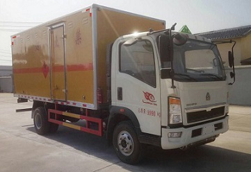 FAW TRUCKS Debuts J7 and Tiger 6G