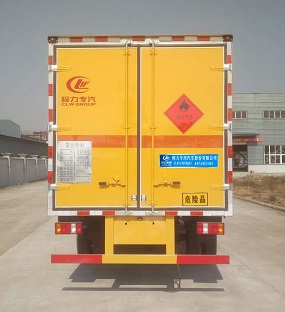 FAW TRUCKS Debuts J7 and Tiger 6G