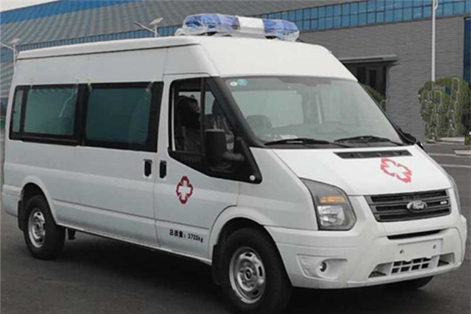 FAW TRUCKS Debuts J7 and Tiger 6G