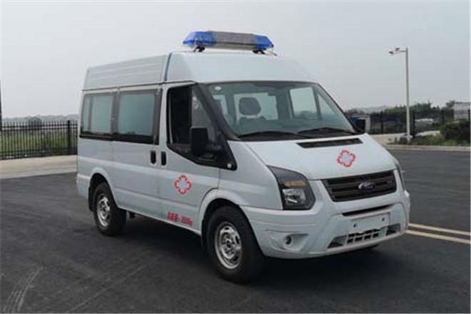 FAW TRUCKS Debuts J7 and Tiger 6G