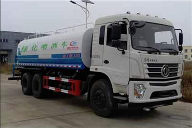FAW TRUCKS Debuts J7 and Tiger 6G