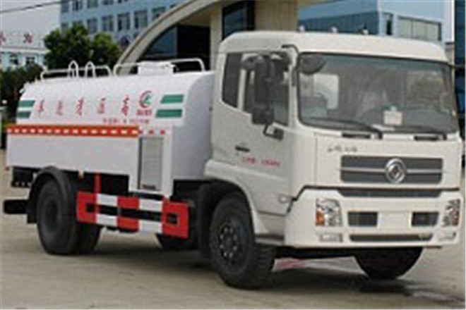 FAW TRUCKS Debuts J7 and Tiger 6G