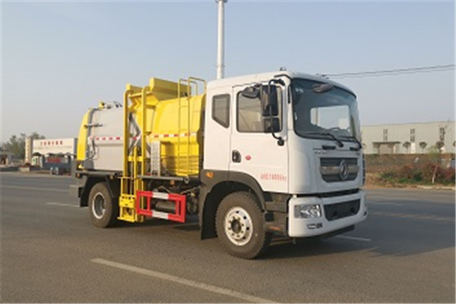 FAW TRUCKS Debuts J7 and Tiger 6G