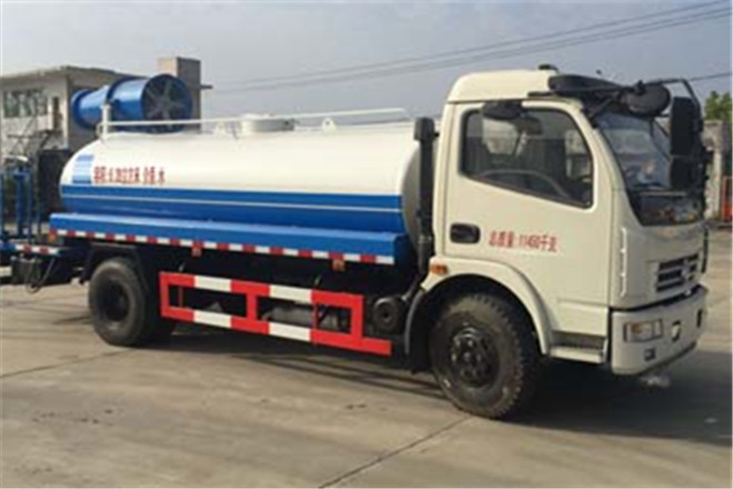 FAW TRUCKS Debuts J7 and Tiger 6G