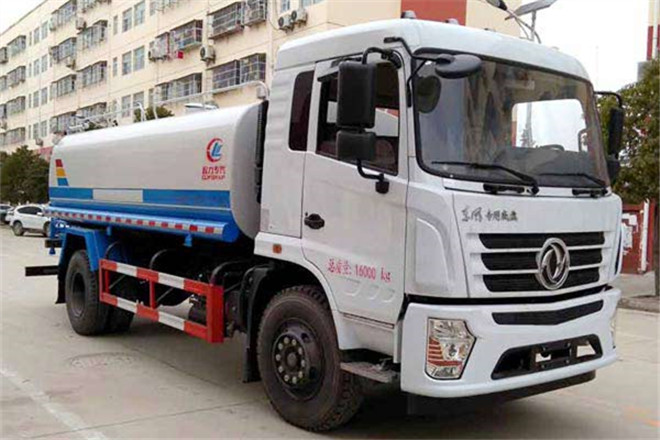 FAW TRUCKS Debuts J7 and Tiger 6G